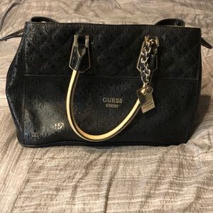 Guess handbag! Used but in great condition.